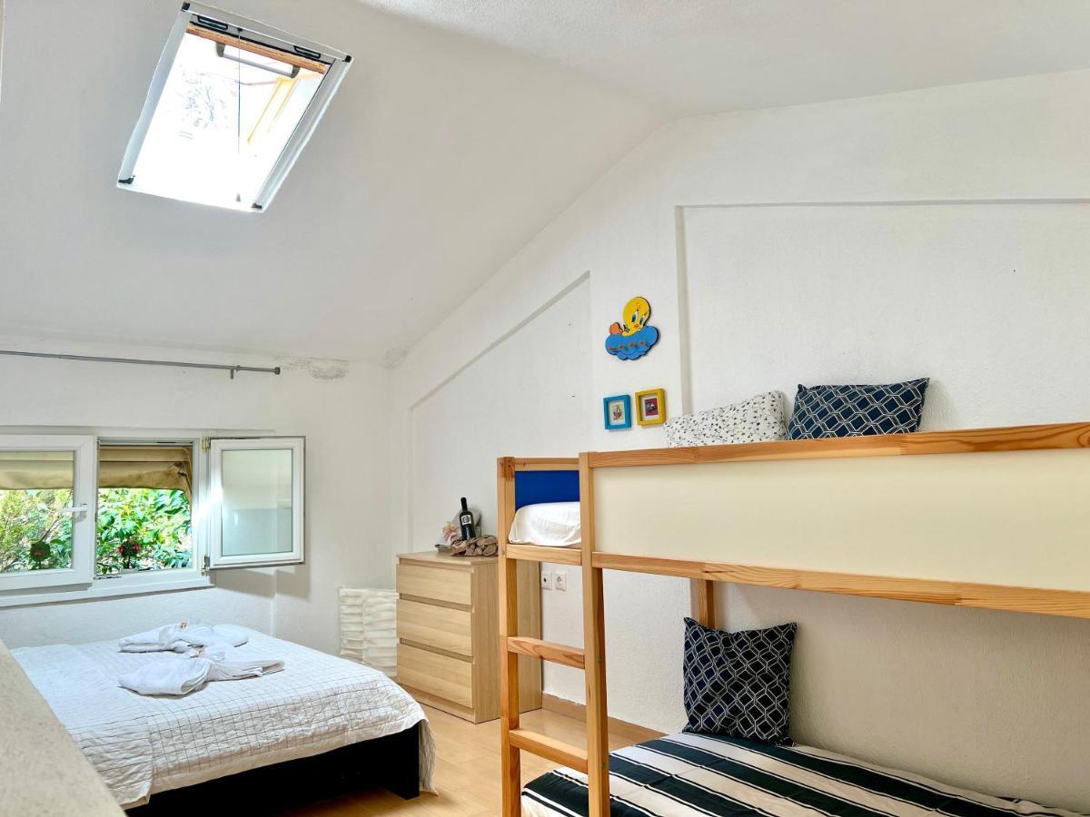Sea Side Malibu Villa Nikiti  Bagian luar foto