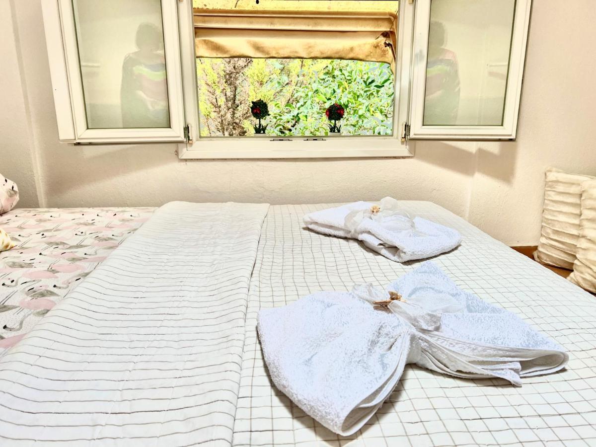 Sea Side Malibu Villa Nikiti  Bagian luar foto